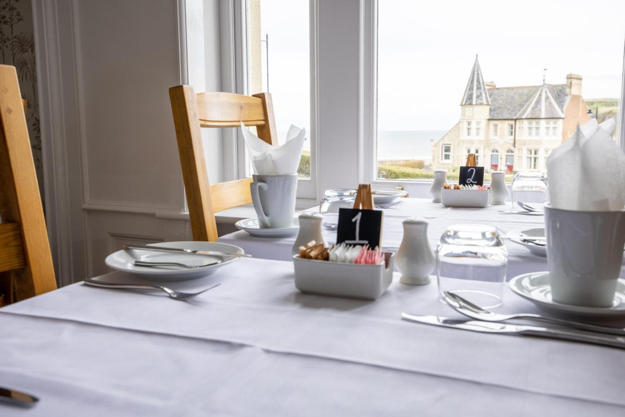 Number 7 Guest House Вітбі Екстер'єр фото