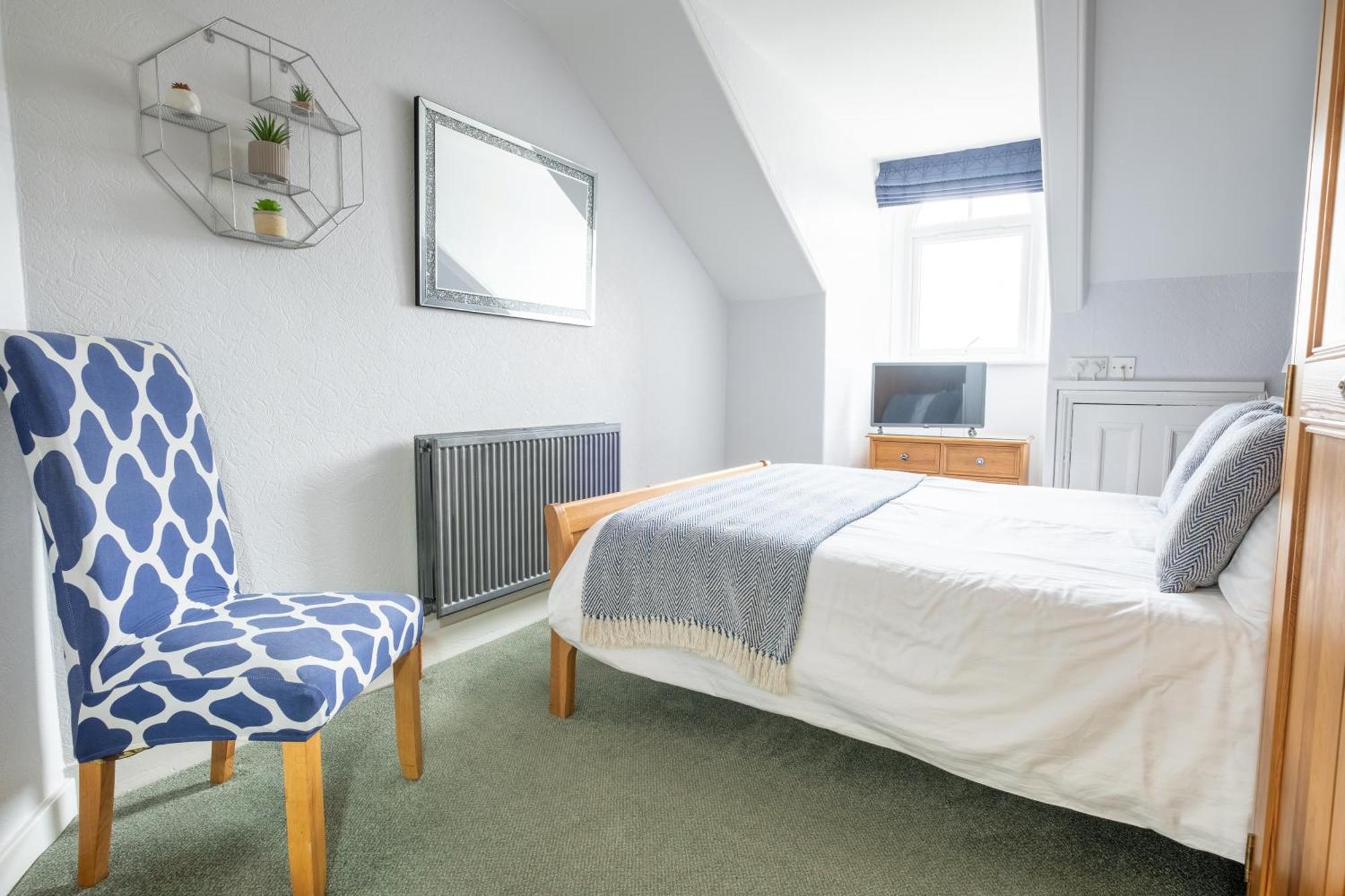 Number 7 Guest House Вітбі Екстер'єр фото